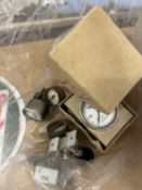 Mixed lot of various pressure gauges