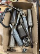 Mixed lot of various vintage grease guns