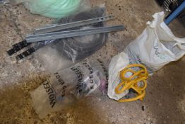 Mixed lot of various straps, ropes etc