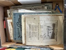 Mixed lot of approx 30 art and architecture booklets, magazines etc - reference 306