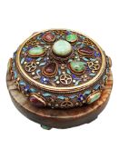 Runde Schmuckdose mit Emaille- und Steinbesatz