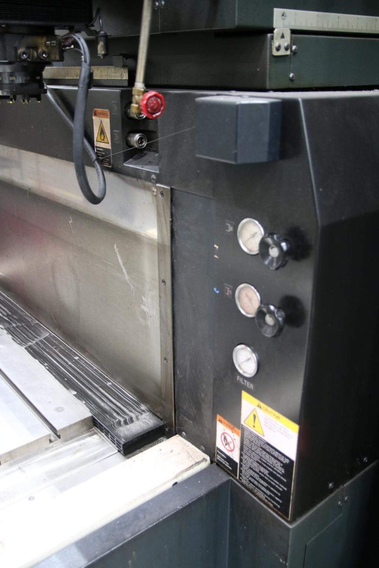 2012 Makino EDNC65S Sinker Type CNC Electric Discharge Machine - Image 8 of 17