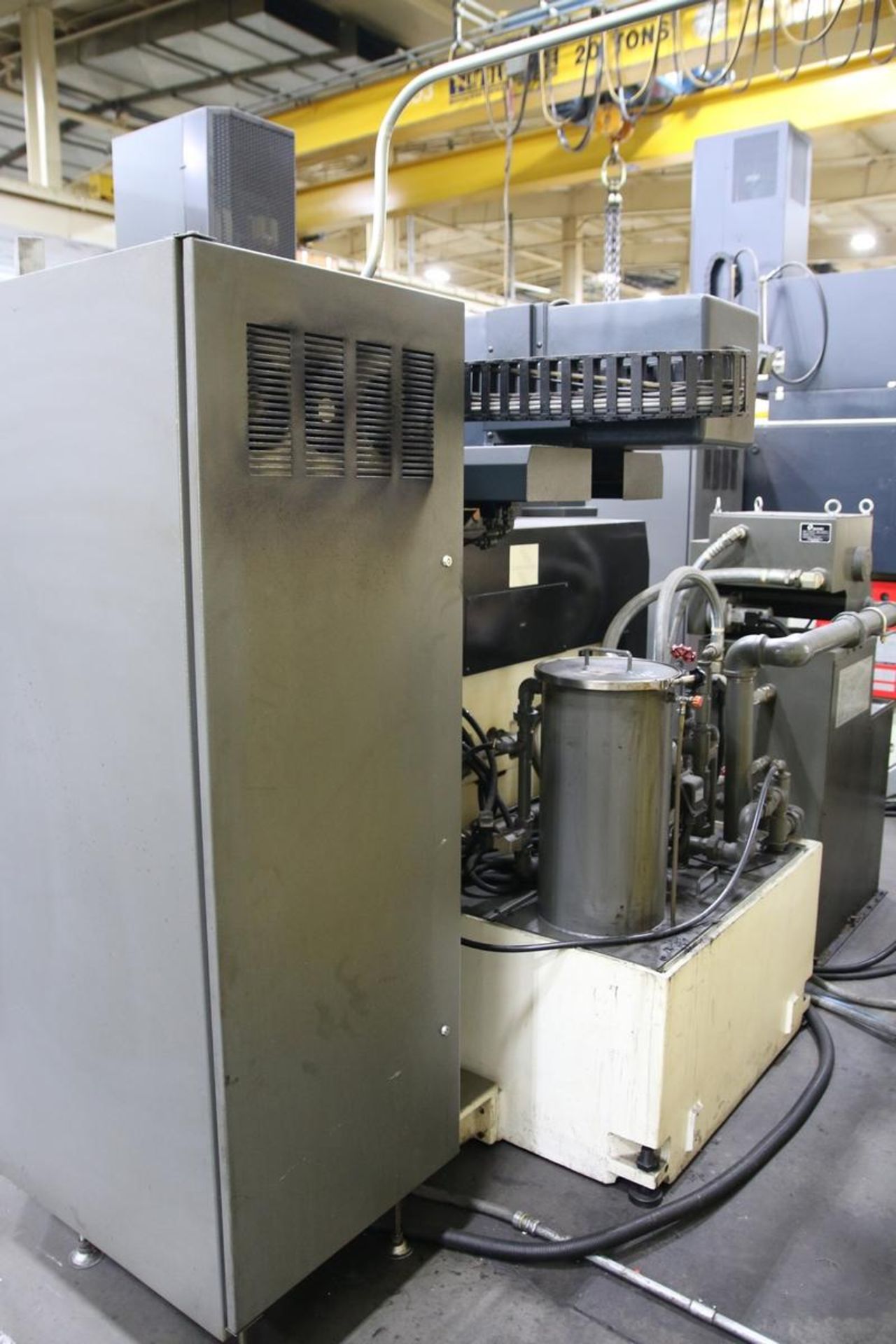 2012 Makino EDNC65S Sinker Type CNC Electric Discharge Machine - Image 4 of 17