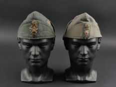 Bonnets de police italien. Italian police hats