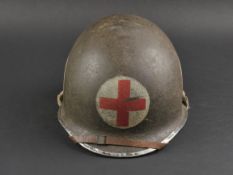 Casque d'infirmier US. US nurse's helmet. 