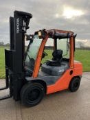 Toyota 3 Tonne Diesel Forklift Low Hours