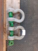 A pair of shackles
