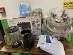 Assorted Kitchen Items