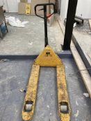 Lift Mate 2500kg Pallet Truck