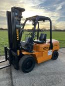 Samuk forklift truck
