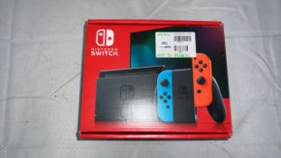 NINTENDO SWITCH CONSOLE RED/BLUE