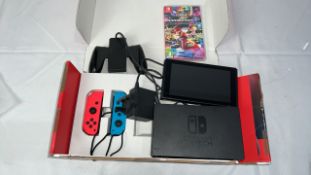 NINTENDO SWITCH NEON + MARIO KART 8 BUND