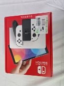 NINTENDO SWITCH CONSOLE OLED WHITE