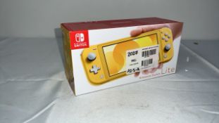 NINTENDO SWITCH LITE CONSOLE - YELLOW