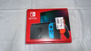 NINTENDO SWITCH CONSOLE RED/BLUE