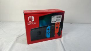 NINTENDO SWITCH CONSOLE RED/BLUE