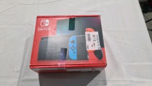 NINTENDO SWITCH CONSOLE RED/BLUE