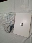 HP 14S-FQ0017 AMD 64GB WINDOWS 10 LAPTOP