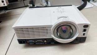 Ricoh PJ WX4240N Projector