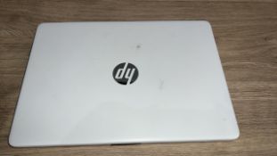 HP 14S-FQ0017 AMD 64GB WINDOWS 10 LAPTOP