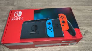 NINTENDO SWITCH CONSOLE RED/BLUE