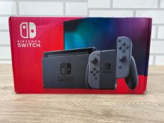 NINTENDO SWITCH CONSOLE GREY
