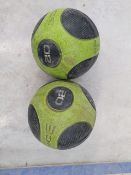 2 Escape Medicine Ball