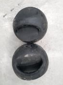 2 Escape Medicine Ball