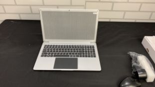 COSMOS PYXIS 15.6IN LAPTOP BUNDLE - SLV