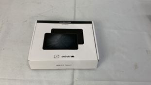 COSMOS ARIES 8IN ROCKCHIP TABLET W CSE BLK