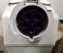 1 x 3 Phase 5 pin 32A isolator with MCB overload installed.