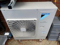 Daikin Seasonal Classic Condenser (Exterior Unit Only)