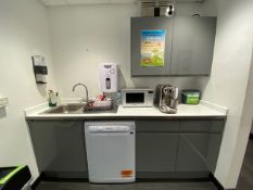 Kitchenette Area
