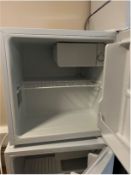 Small Mini Fridge