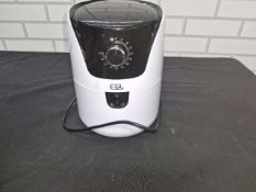 EGL 1.8LITRE AIR FRYER - WHITE/BLACK