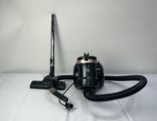 VAX AIRLIFT STEERABLE PETPRO UPRIGHT VAC