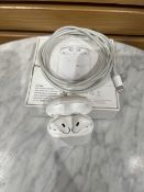APPLE AIRPODS WITH WIRELESS CHARGING CAS