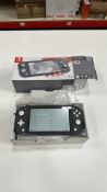 NINTENDO SWITCH LITE GREY + NEW SUPER MA