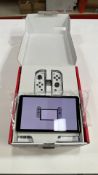 NINTENDO SWITCH CONSOLE OLED WHITE