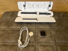 APPLE WATCH SE GPS 40MM ALUMINIUM CASE