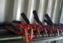 5 x 2kg CO2 fire extinguisher