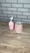 RIBBED TABLE LAMP 26CM PINK