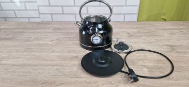 EGL RETRO KETTLE - BLACK