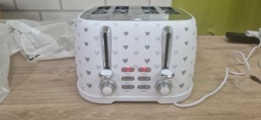 EGL HEARTS 4 SLICE TOASTER