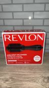 REVLON PRO ONE STEP DRYER & VOLUMISER