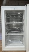 EGL LITRE UNDER COUNTER FREEZER
