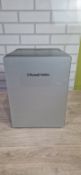 RUSSELL HOBBS 8L MINI CMPT COOLER SLV