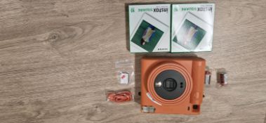 FUJIFILM INSTAX SQUARE SQ1 INSTANT CAMER