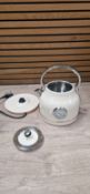 EGL RETRO KETTLE - CREAM