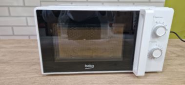 BEKO 20 LITRE SOLO MICROWAVE - WHITE